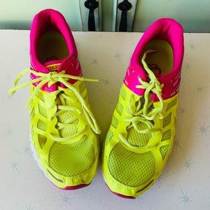 ASICS gel lyte womens size 9 neon yellow hot pink sneakers running shoes track